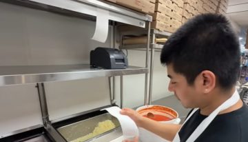 Es mexicano, creó una pizzería exitosa en EE.UU. con un consejo de un amigo y ahora paga hasta US$20 por hora