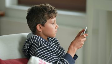 Atrapados en las redes: un nuevo evento organizado por Fundación LA NACION para aprender a acompañar a los chicos en el uso seguro de las pantallas