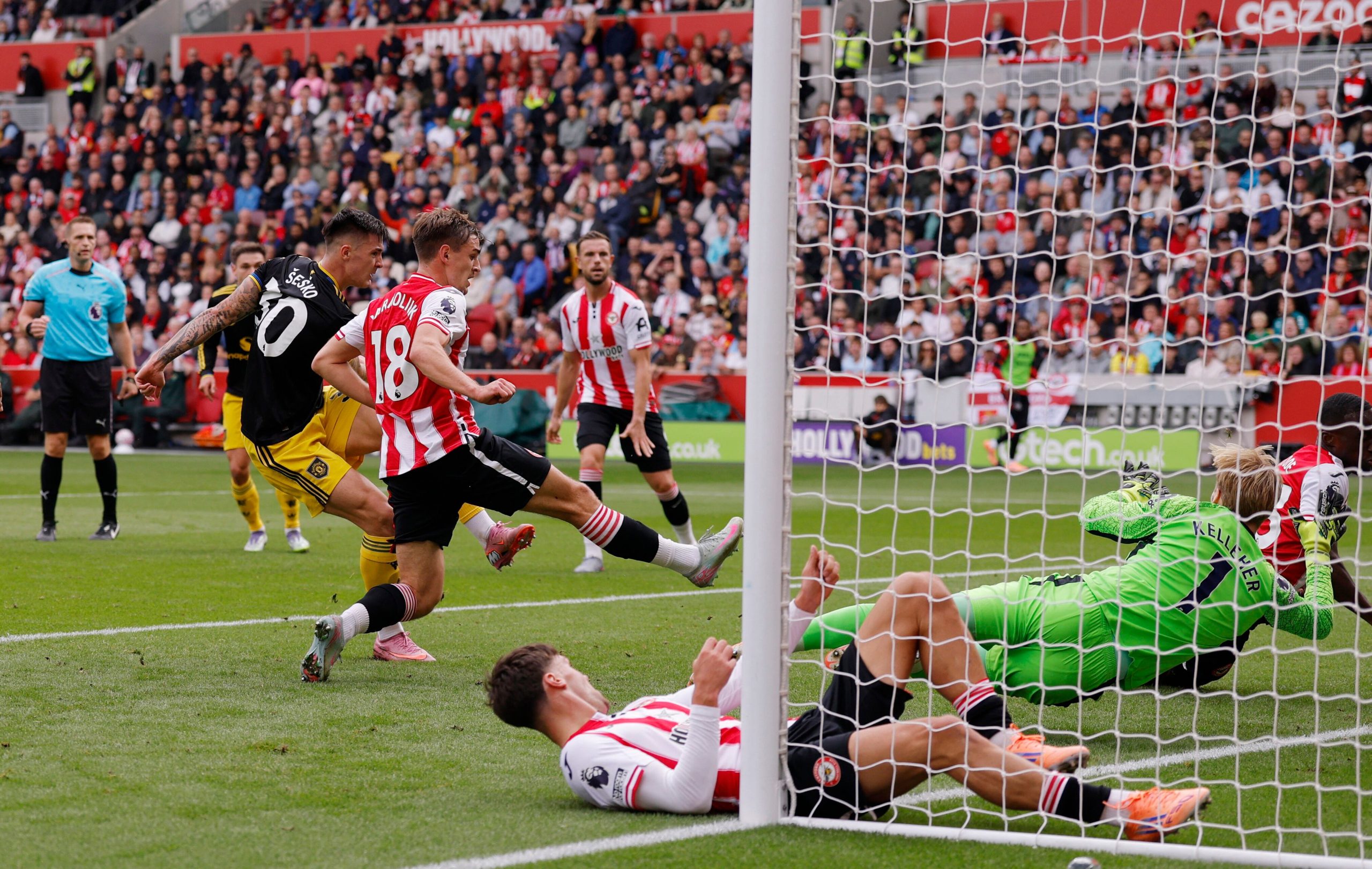 Brentford vs Man. United por la fecha 6 de la Premier League del 2025.
