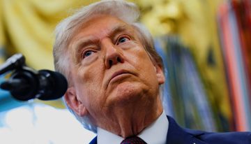 Venezuela: Donald Trump anunció que fuerzas militares destruyeron un barco cargado de drogas