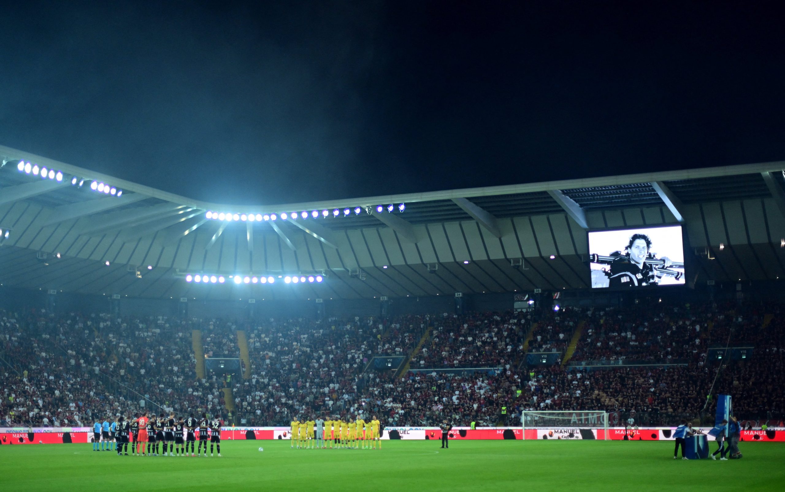 Udinese vs Milan por la fecha 4 de la Serie A de Italia del 2025.