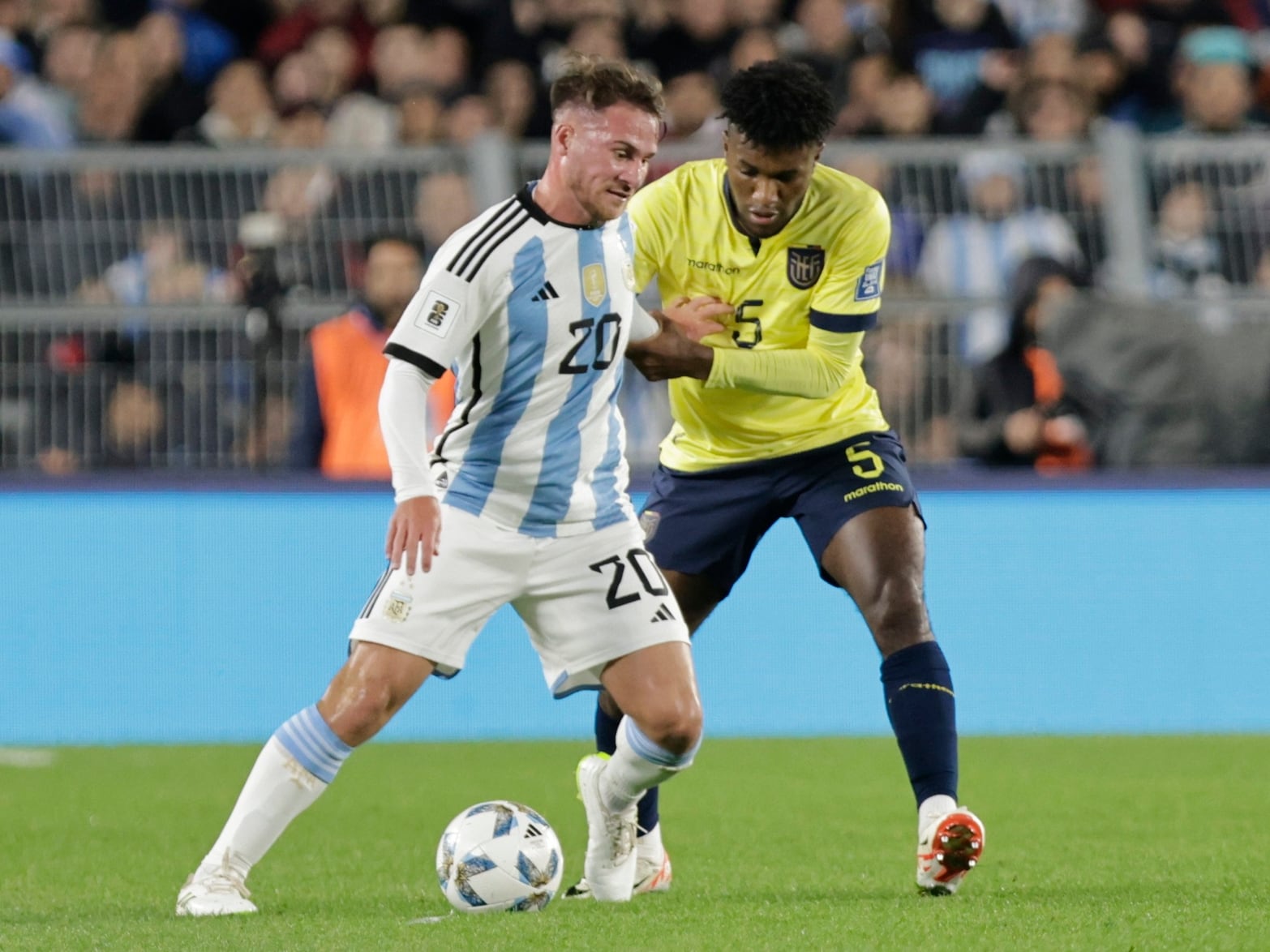 En el encuentro de la primera ronda la selección argentina le ganó a Ecuador 1 a 0 en el Monumental