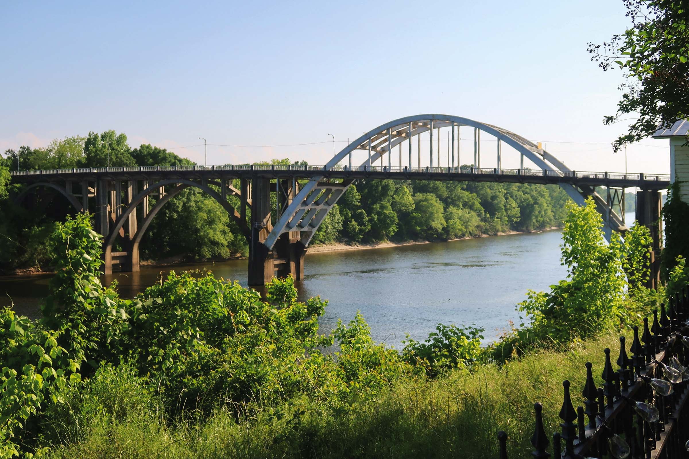 El puente de Selma, Alabama, donde en 1965 se produjo una violenta represión a manifestantes afroamericanos que marchaban por el derecho al voto