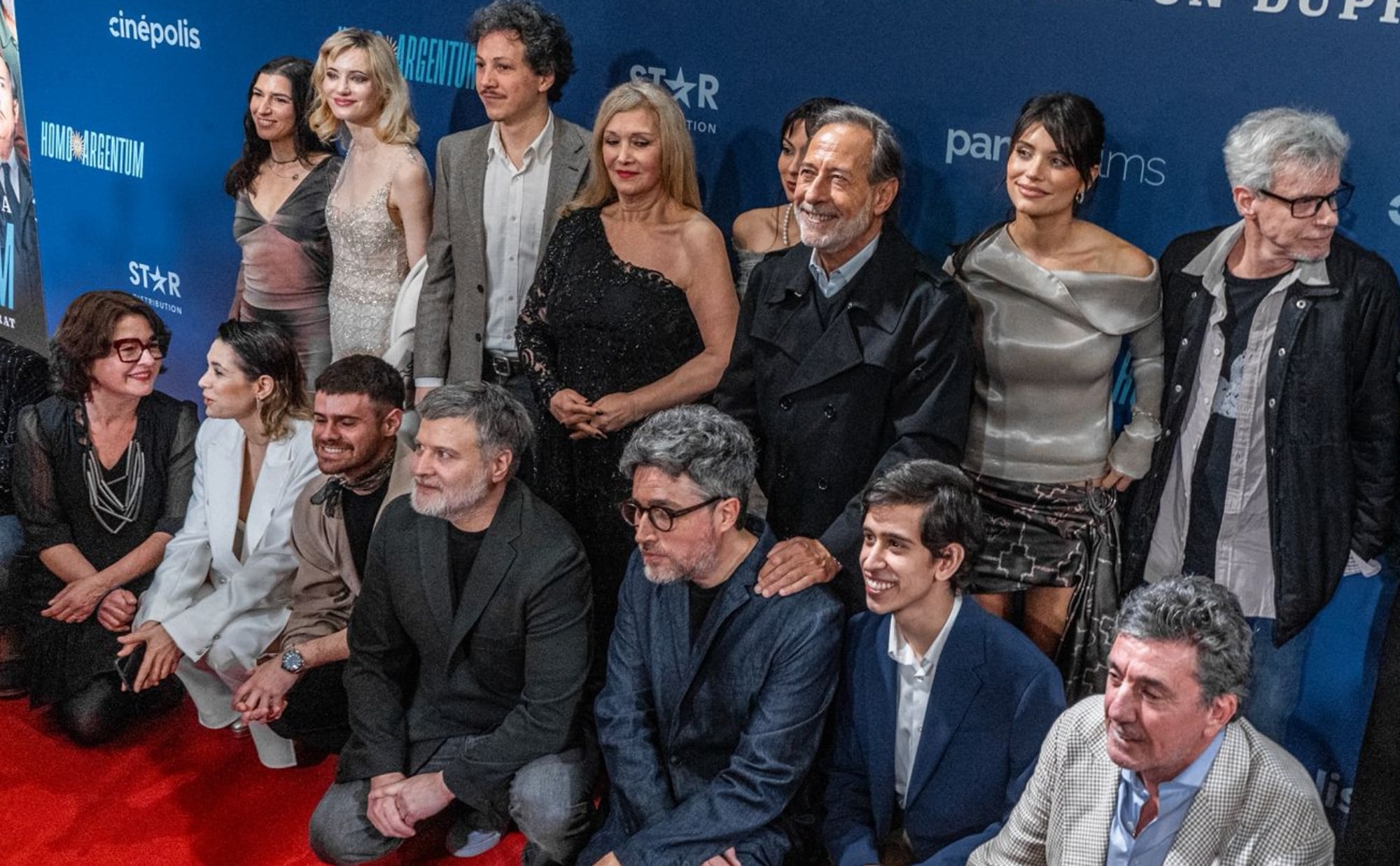 Con todo el elenco de Homo Argentum.