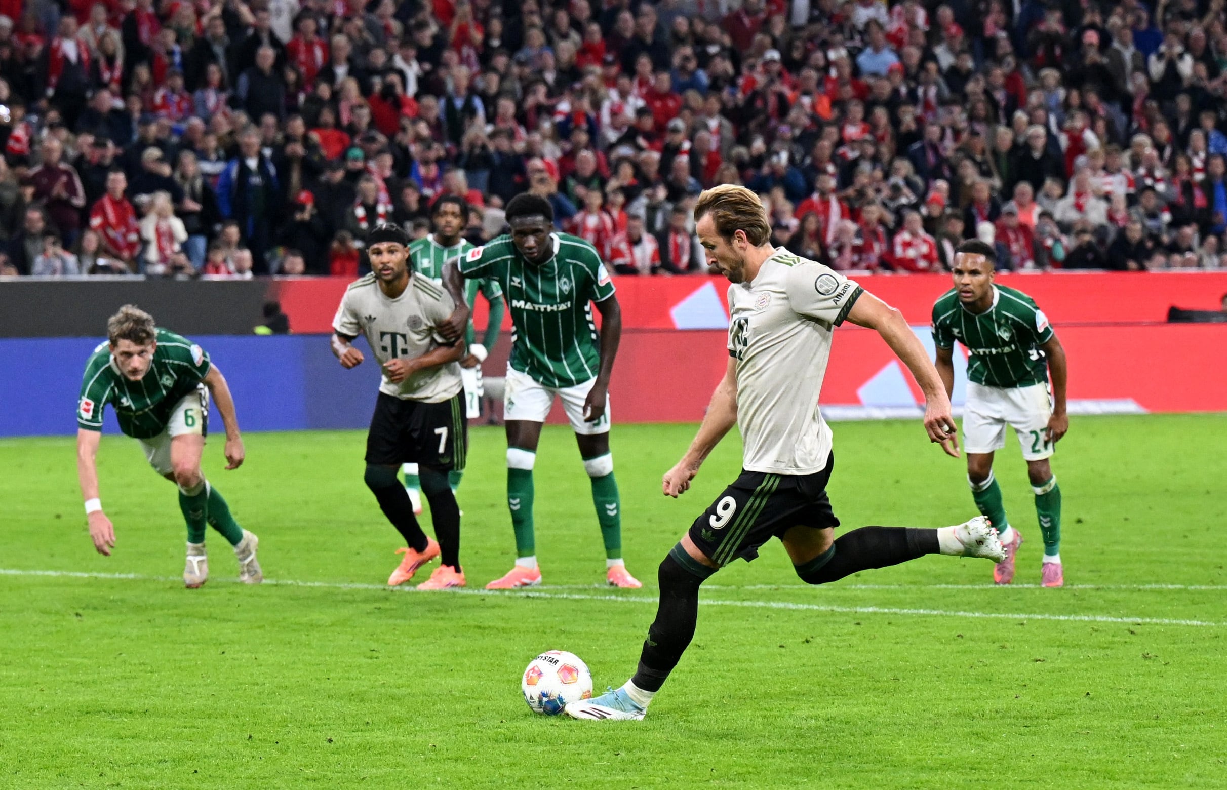 Bayern Munich vs W. Bremen por la fecha 5 de la Bundesliga de Alemania del 2025.