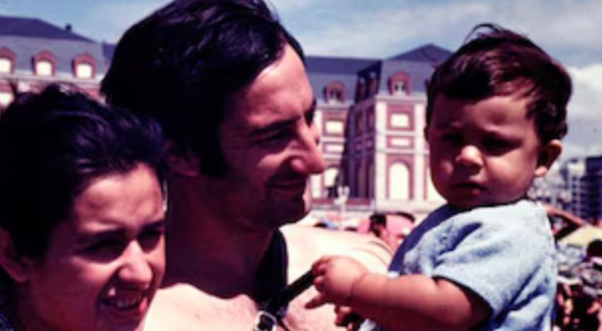 A los 78, la “madre” de Casciari sube a escena para hablar de los hombres de su vida: “La vida tarda, pero si no aflojás, te cumple”