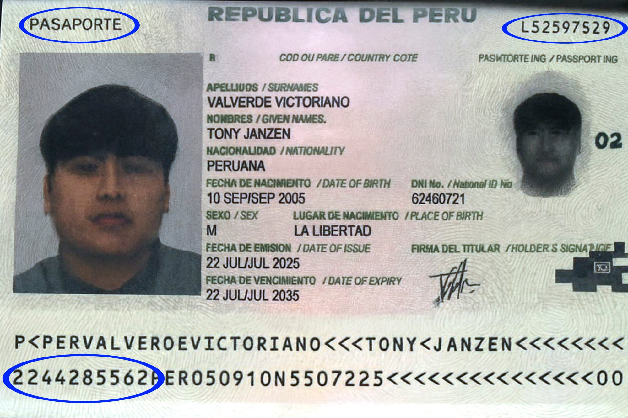 Algunas de las inconsistencias del supuesto pasaporte de Pequeño J difundida en la madrugada del sábado por el Ministerio de Seguridad de la Provincia de Buenos Aires