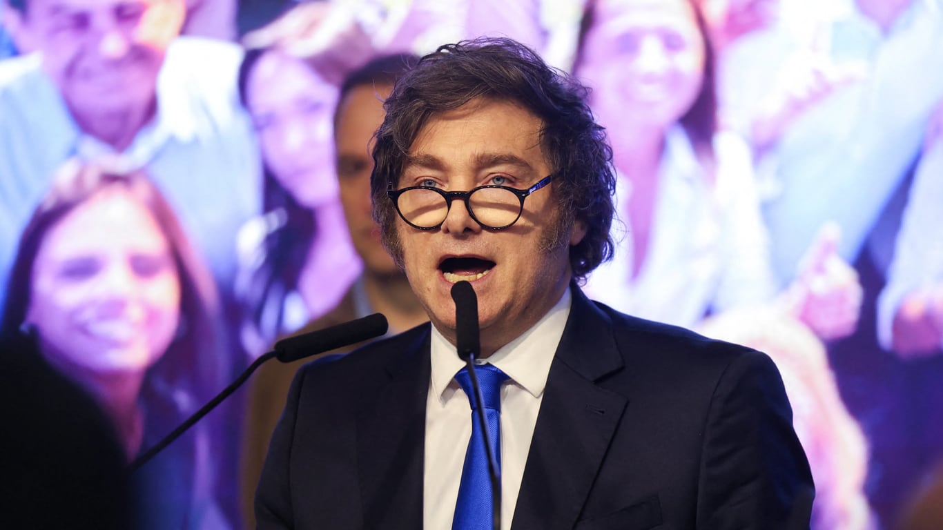 Javier Milei se encontrará con los gobernadores tras ganar las elecciones nacionales. (Foto: Cristina Sille/Reuters)