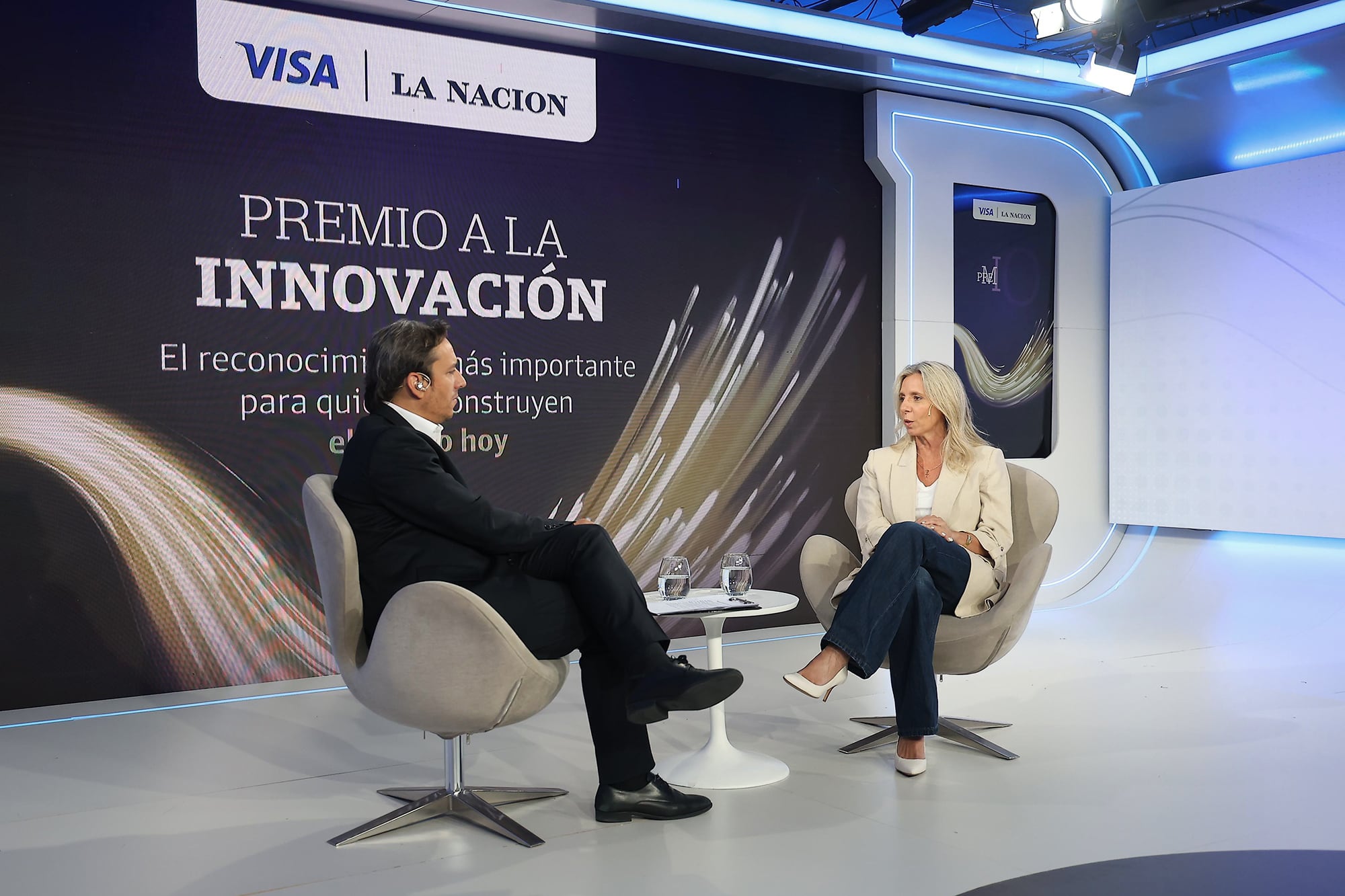 Del Rio y Renaudo, de Visa, al aire, en la entrevista que abrió la premiación