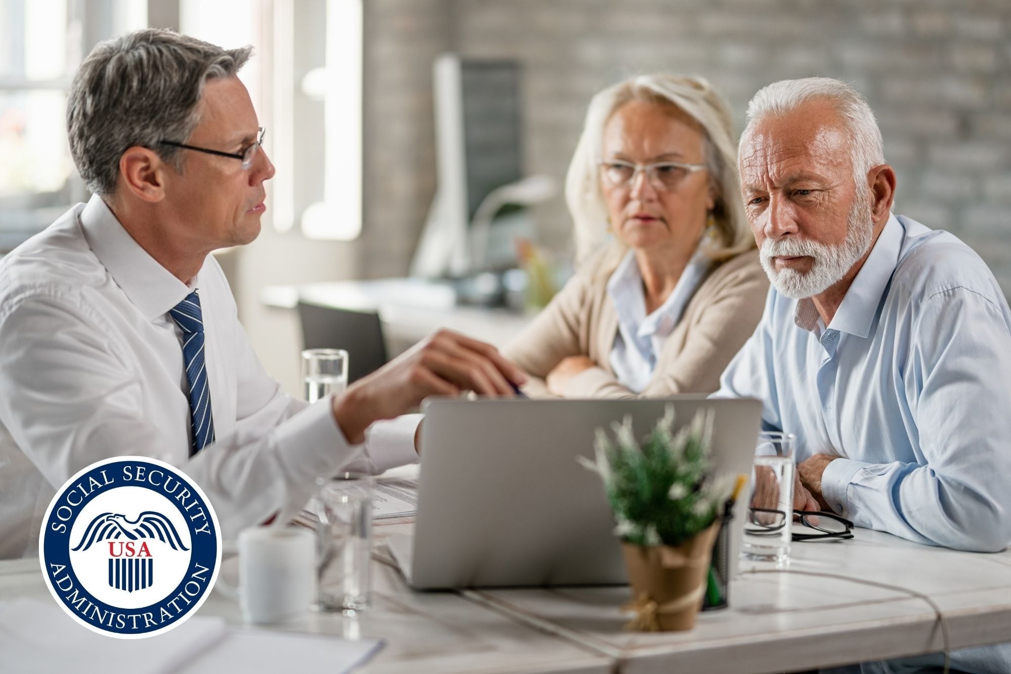 Existe una forma para aumentar la cantidad de dinero que se recibirá después de jubilarse, pero la mayoría de los estadounidenses prefieren no seguirla (Freepik/Drazen Zigic) (Social Security Administration)