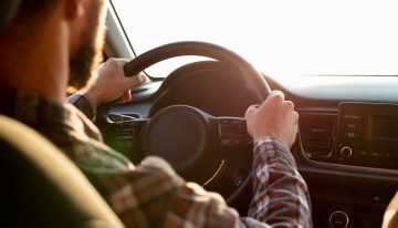 Para evitar al ICE en Texas: los documentos que todo migrante debe tener a mano si viaja por carretera