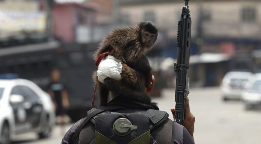 El megaoperativo en favelas de Río remarca el poder de fuego del narcotráfico y abre una dura lucha política