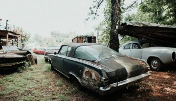 Este es el cementerio de autos clásicos más grande del mundo y se puede visitar
