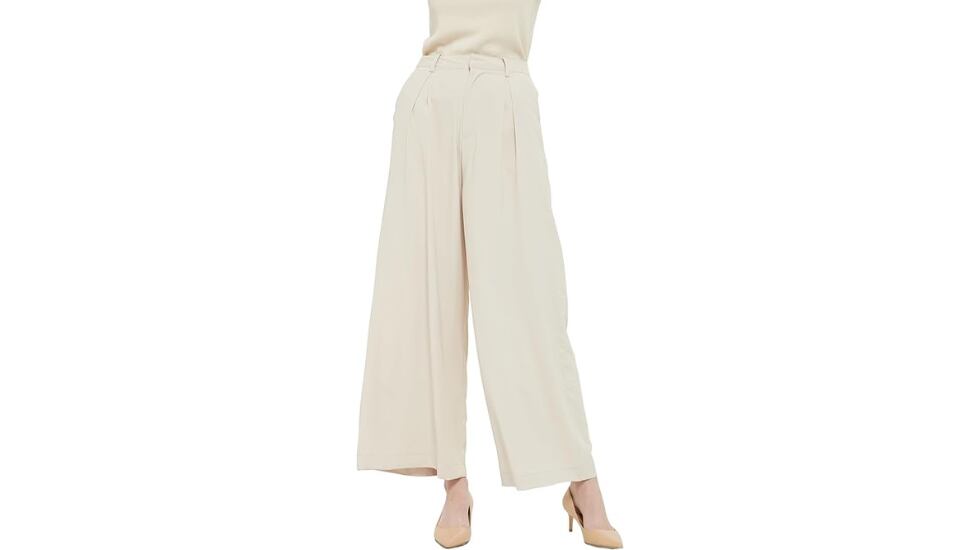 Pantalones anchos para mujer.