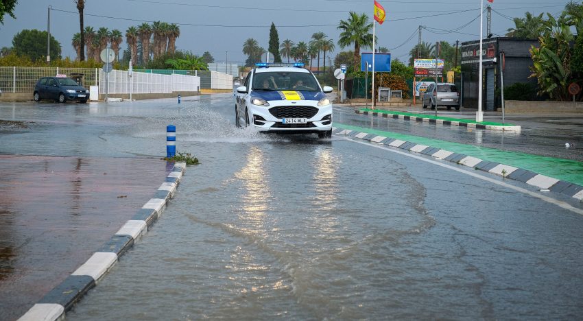 Última hora de la dana Alice en Murcia y Comunidad Valenciana, en directo | Aemet lanza avisos rojos en el sur de Alicante y la zona de Cartagena y Mazarrón