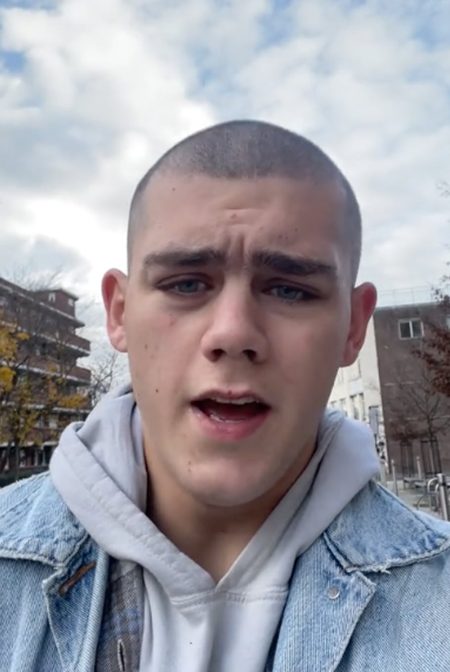 El joven reveló presuntos abusos familiares y problemas de salud mental