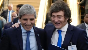 Luis Caputo se reunirá con el CEO del JP Morgan en medio de las negociaciones por el plan de ayuda de EE.UU.