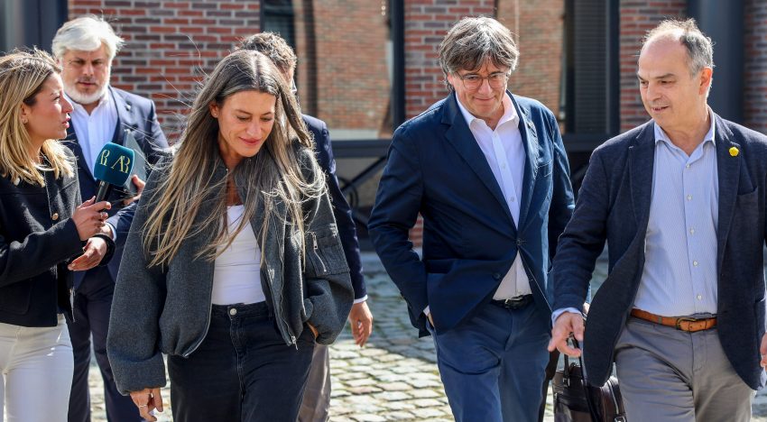 Una delegación de alcaldes de Junts reclama a Puigdemont contundencia contra las ocupaciones y la multirreincidencia