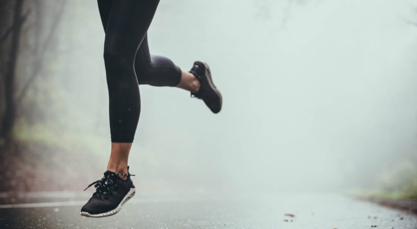 Cinco zapatillas de ‘running’ impermeables para correr con lluvia en este otoño e invierno
