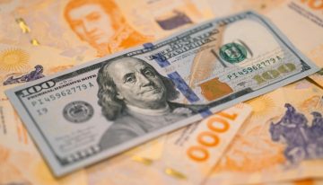 Suben hasta 50% las acciones y los bonos argentinos en el exterior y el dólar baja fuerte