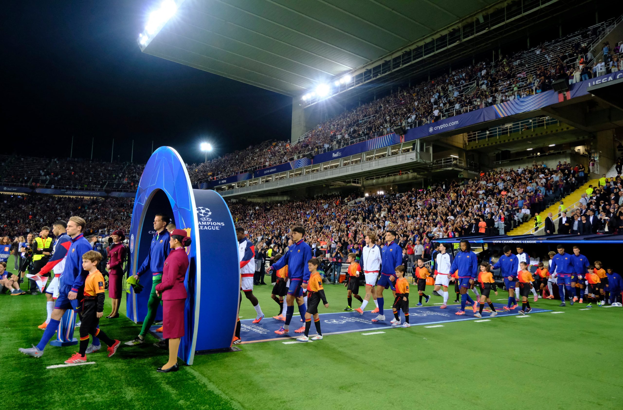 Barcelona vs PSG por la fecha 2 de la Champions League del 2025.