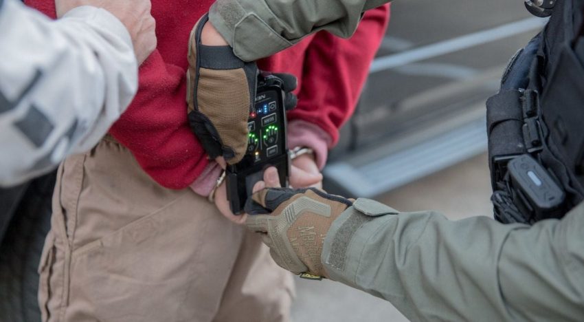 Avanza el ICE en California: el polémico bloqueo de los federales en un centro de detención en San Diego