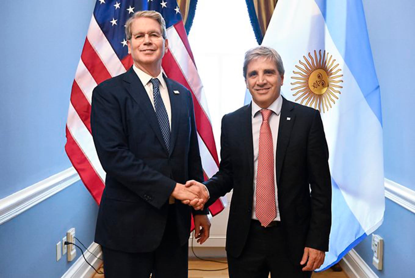 Scott Bessent recibió a Luis Caputo en Washington