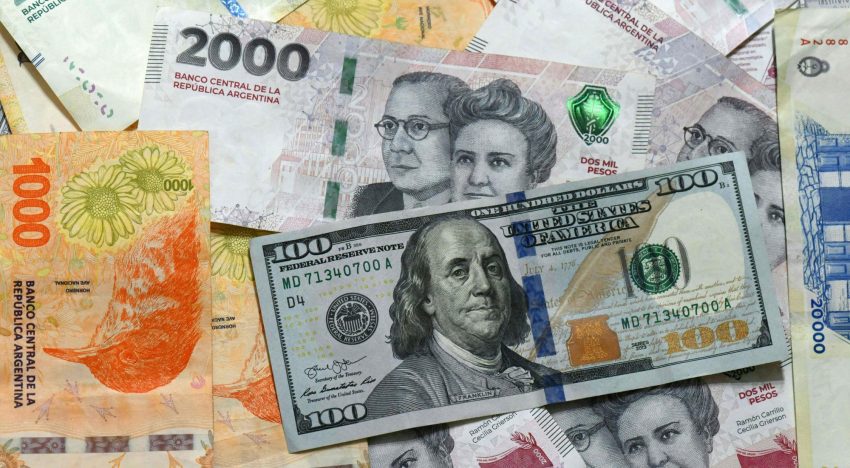 Fuerte suba de las acciones argentinas en el mercado nocturno de Nueva York tras el triunfo del oficialismo