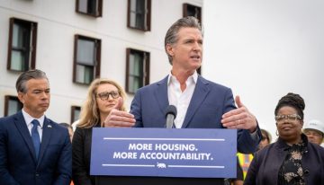 Buenas noticias para quienes alquilan en California: Gavin Newsom firmó nuevas leyes sobre viviendas