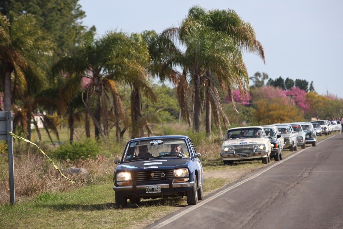 Otra largada, pero de prueba cronometrada; en el gran premio se compite en regularidad, es decir, no en velocidad sino en precisión manteniendo un ritmo constante.