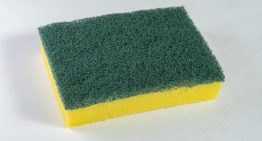 Hervir esponjas de cocina en agua: para qué sirve y por qué hay que hacerlo cada semana Hervir esponjas de cocina en agua: para qué sirve y por qué hay que hacerlo cada semana