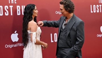 ¿Qué se sabe de…? Matthew McConaughey y su mujer en Londres, el vestido “desnudo” de Dakota Johnson y una gótica Mariah Carey