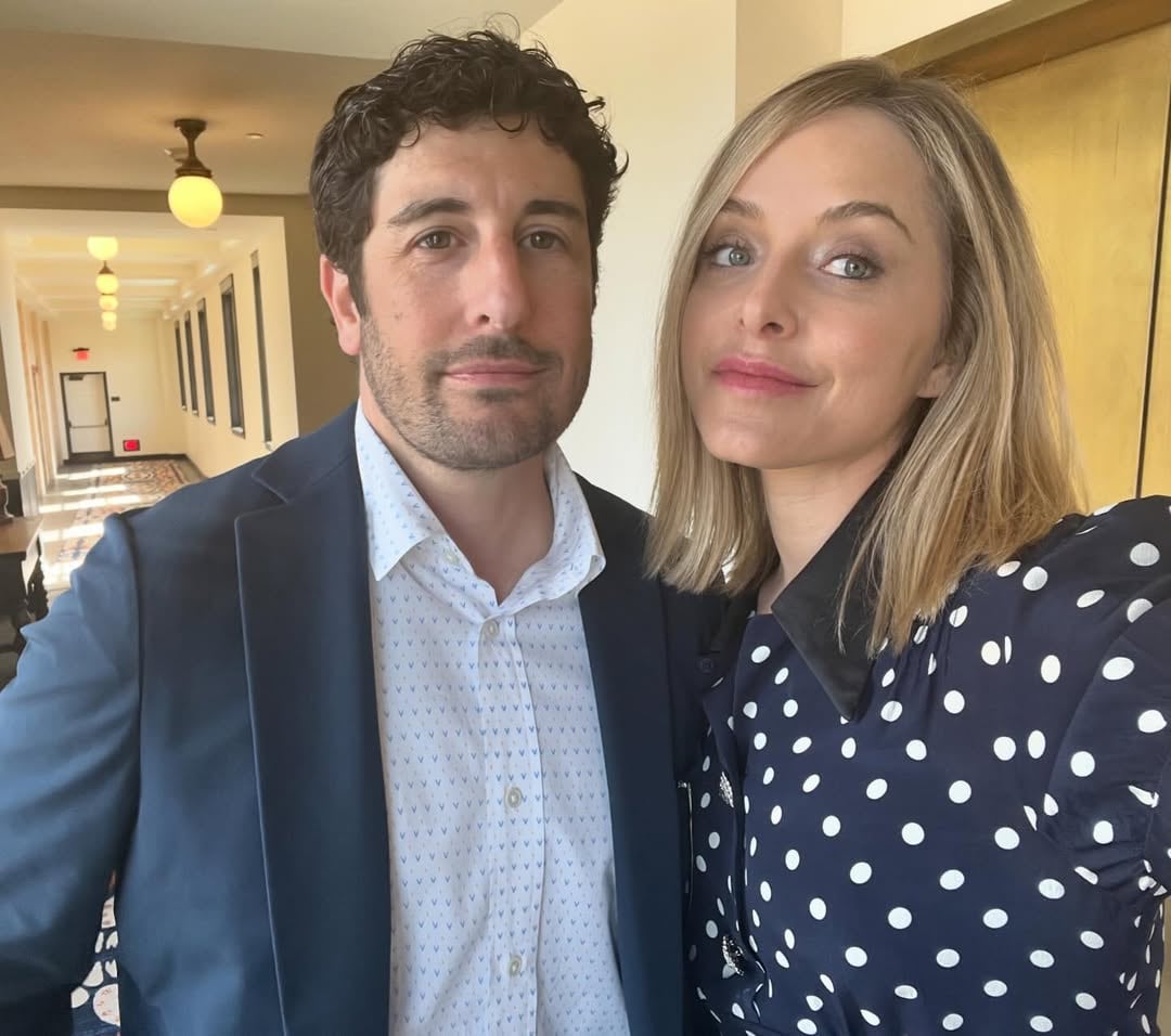 El actor reconoció que el embarazo de su esposa, Jenny Mollen fue el punto de quiebre y el momento en el que decidió buscar ayuda (Foto: Instagram @biggsjason)