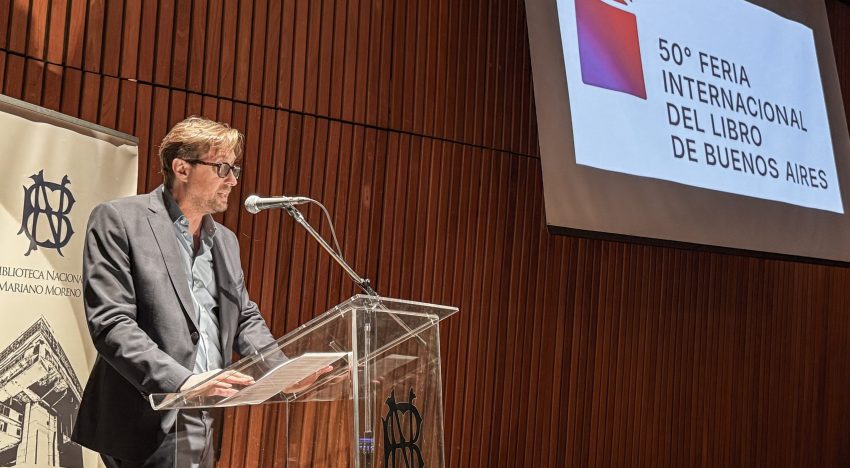 La Feria del Libro porteña cumple cincuenta años y los celebrará con una edición especial y varias novedades