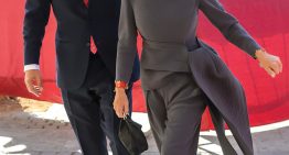 El hijo de la duquesa de Alba. Las fotos y los detalles de la emotiva boda de Cayetano Martínez de Irujo en Sevilla