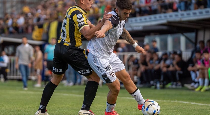 Gimnasia de Mendoza y Deportivo Madryn juegan una final emocionante en la cancha de Platense