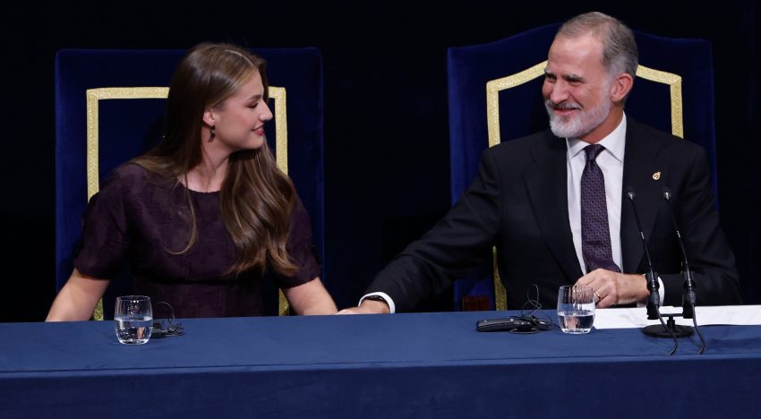 Los Premios Princesa de Asturias 2025, en directo | El Rey anuncia que irá “cediéndole ya” el peso de los premios a su hija Leonor