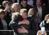 Milei intenta sostener el voto duro libertario y sale a polarizar con CFK en el tramo final de la campaña