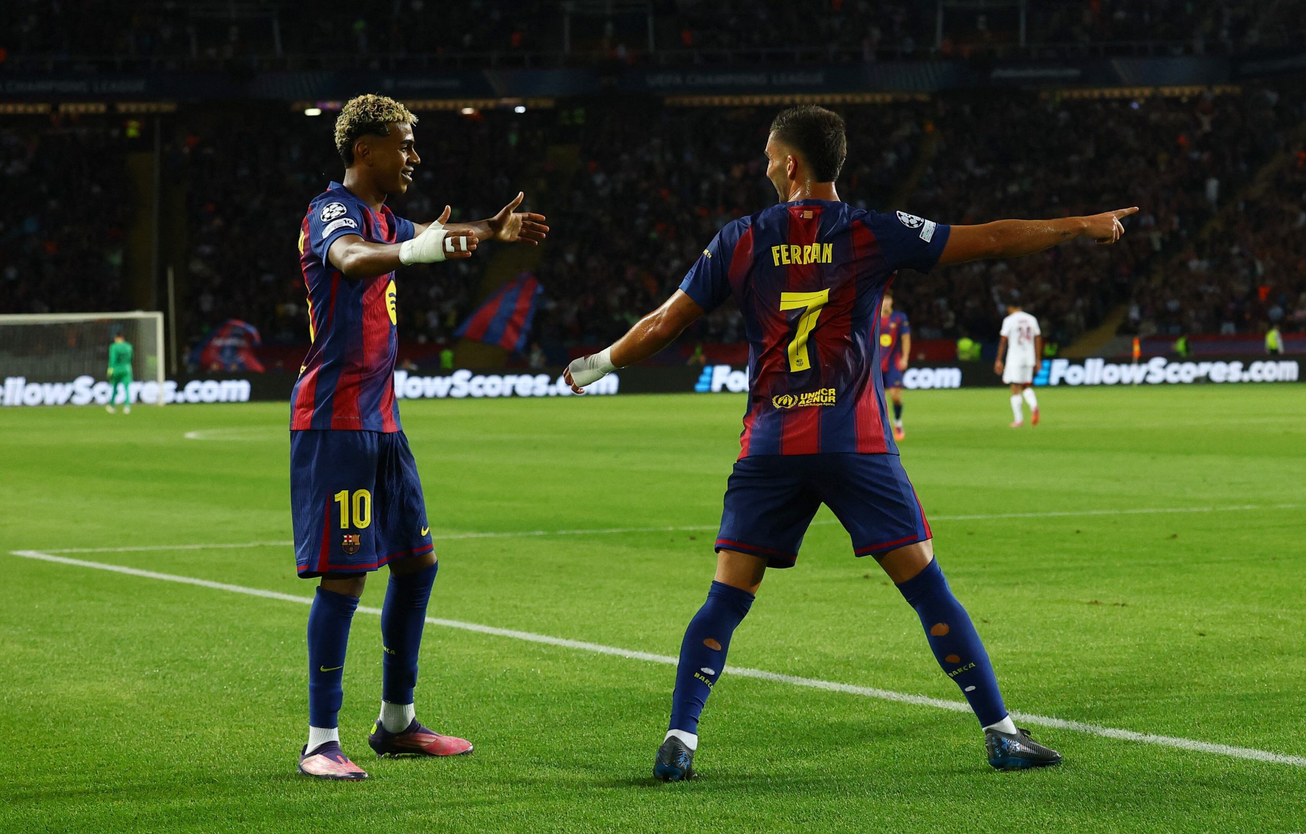 Barcelona vs PSG por la fecha 2 de la Champions League del 2025.