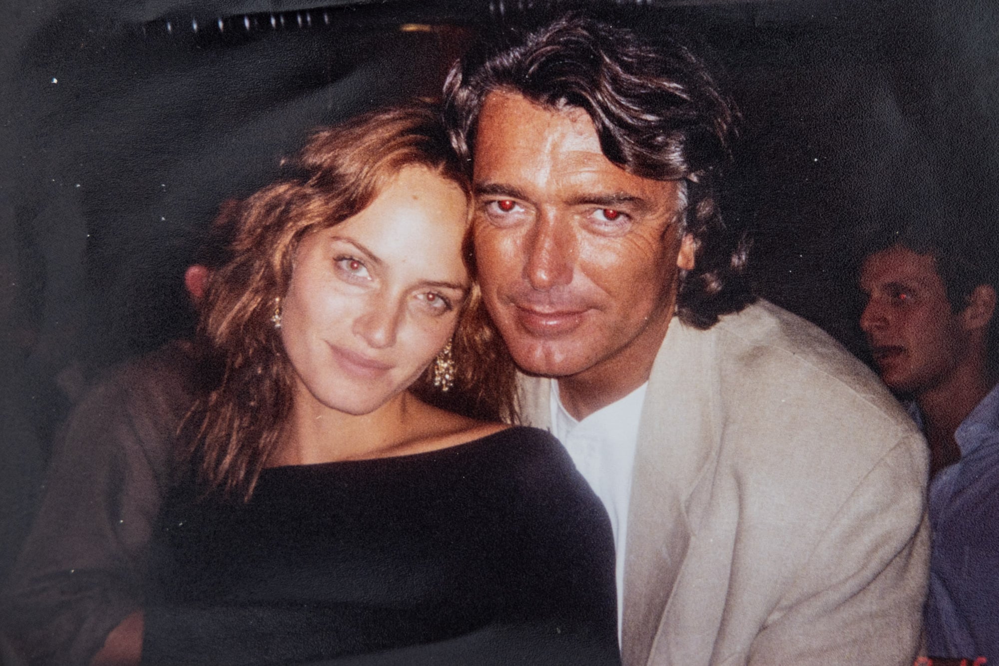 Junto a la supermodelo y actriz estadounidense Amber Valletta