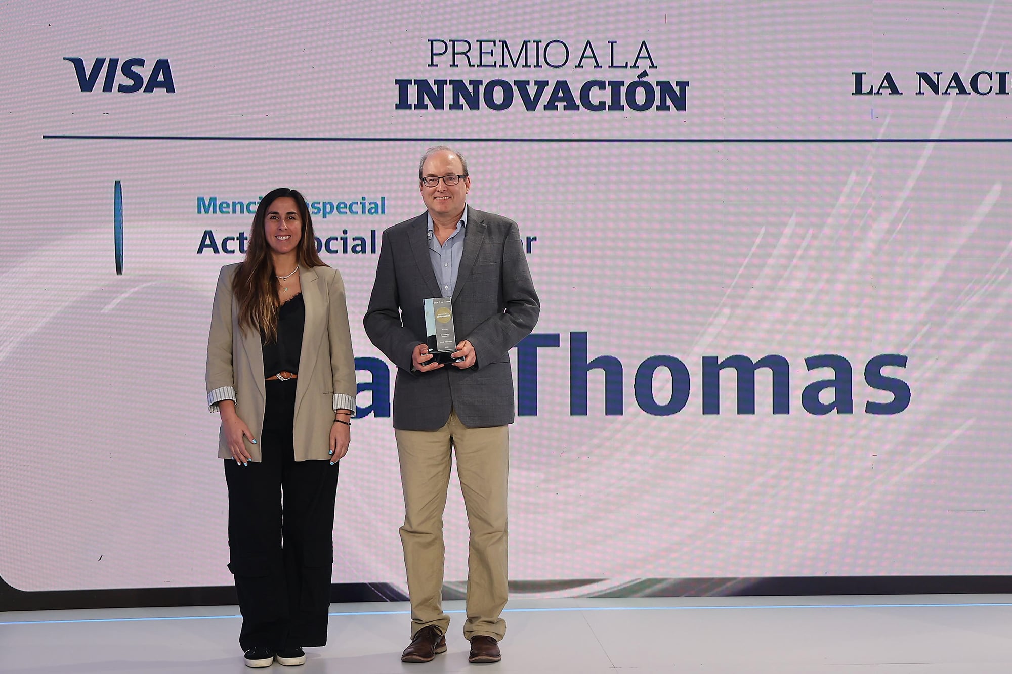 Juan Thomas recibió una mención especial