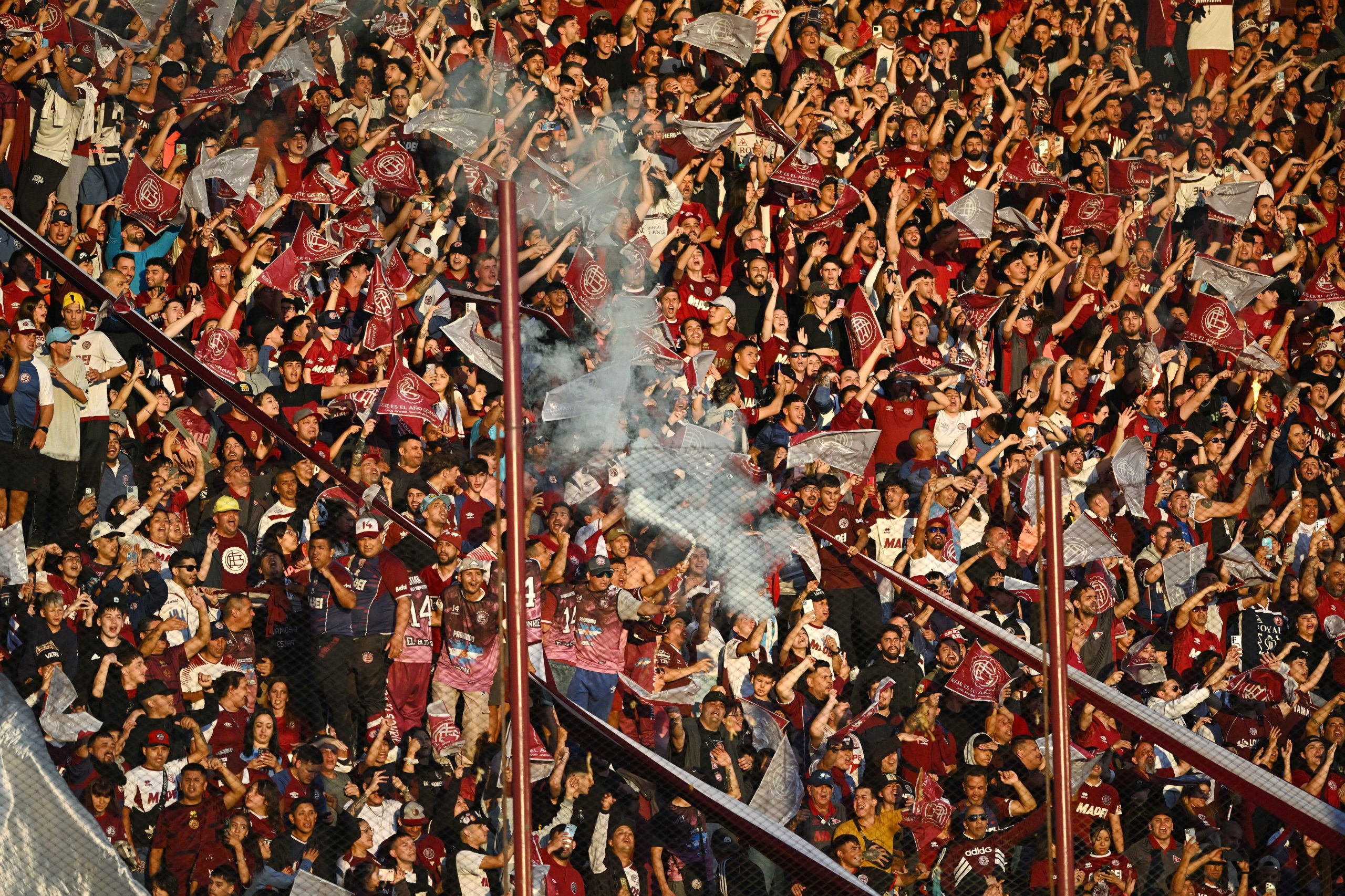 Lanús vs U. de Chile por las semifinales de la Copa Sudamericana del 2025.