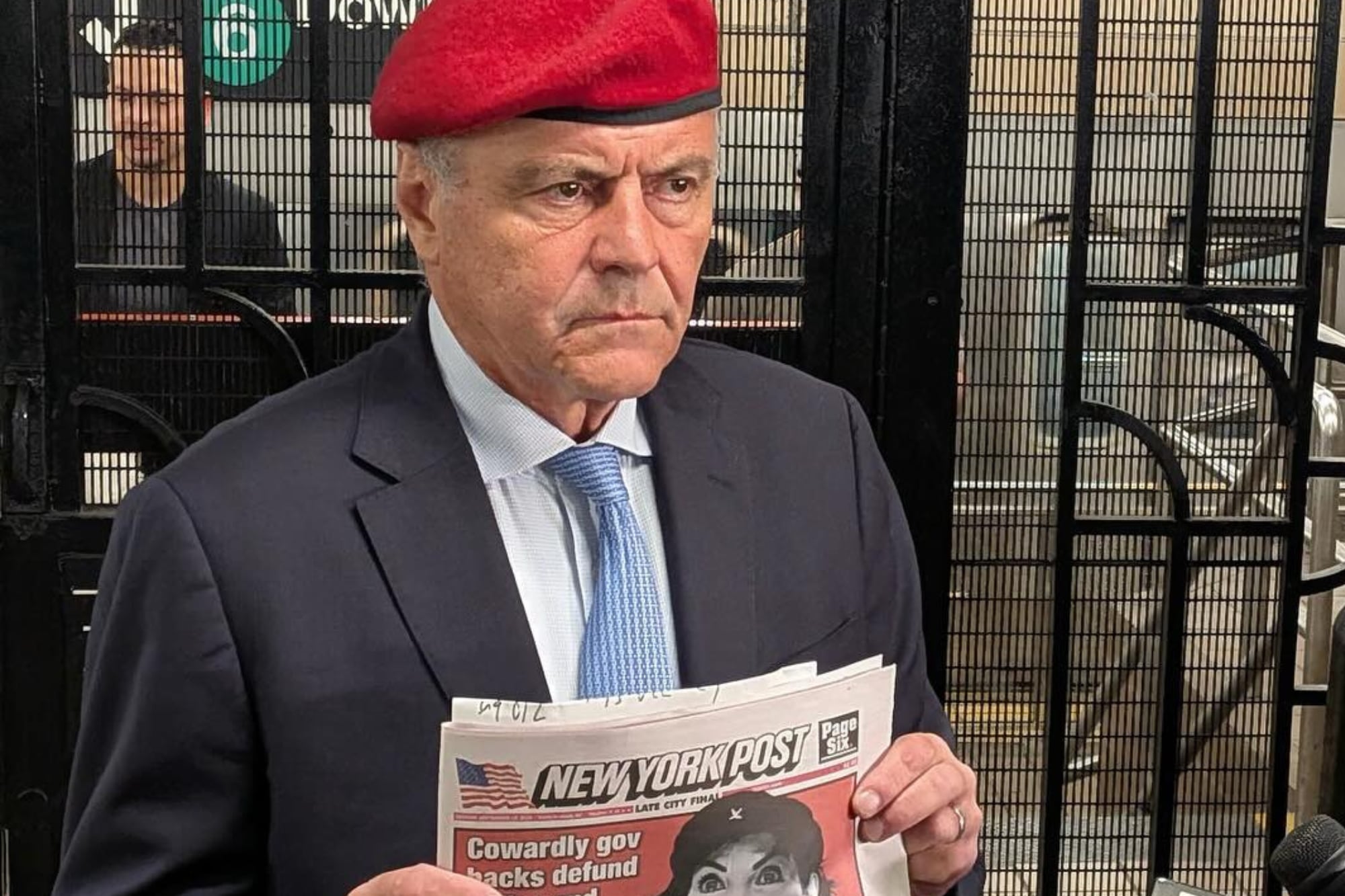 Sliwa prevé proteger la ciudad a través del contrato de 7 mil agentes adicionales del Departamento de Policía de Nueva York
