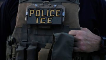 Qué documentos pide el ICE antes de detener a un migrante en Florida