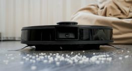 Chollo del día: el robot aspirador más deseado de Amazon hunde su precio y cuesta menos de 100 euros Chollo del día: el robot aspirador más deseado de Amazon hunde su precio y cuesta menos de 100 euros