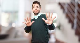 Qué significa no querer recibir visitas en casa, según la psicología