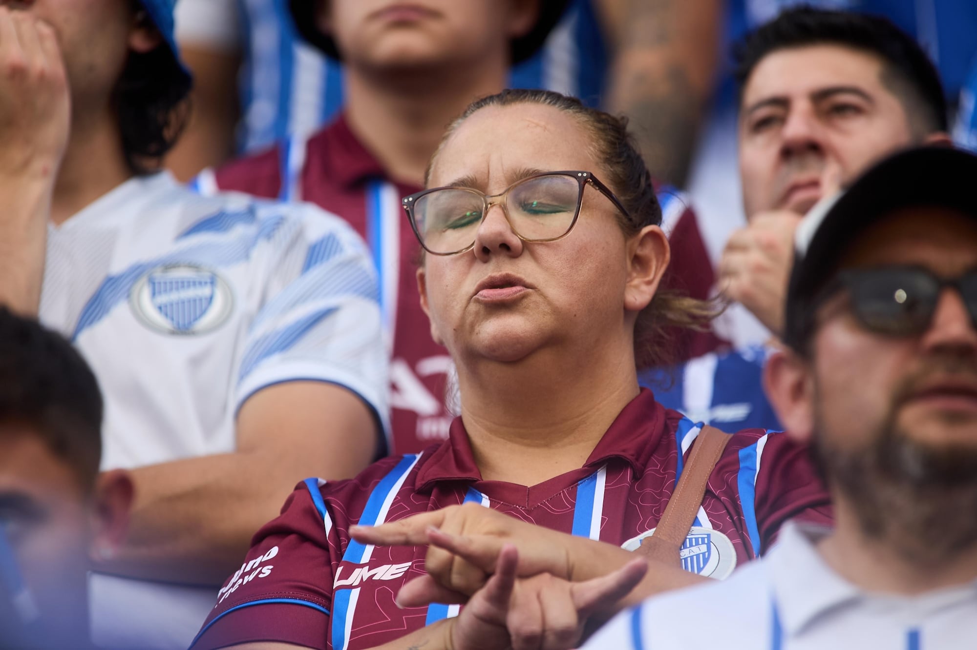 El rezo de los hinchas de Godoy Cruz no alcanzó para que el Tomba se salvara del descenso: empató con Riestra y bajó a la Primera Nacional