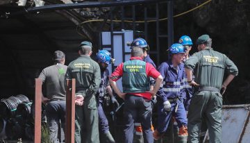 Desaparecidos al menos tres mineros tras un derrumbe en una mina en Asturias