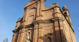 Se disfrazó de su madre muerta para cobrar su pensión y ocultó el cuerpo en su casa