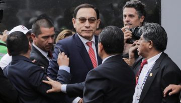 Condenado a 14 años de cárcel por corrupción el expresidente peruano Martín Vizcarra